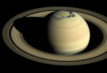 卡西尼號6年觀察到的真彩色土星圖像的合成圖像