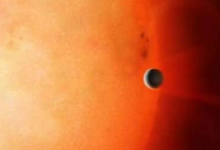天文學家已經(jīng)觀察到一顆系外行星在短短18個小時內(nèi)繞恒星運行