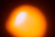 物理學家對超新星進行了新的建模