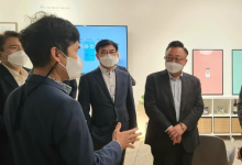 三星老板訪問芯片廠和研發(fā)中心為2021年做準(zhǔn)備