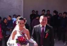 岳云鵬老婆沒找到合影錯(cuò)過卡點(diǎn)慶生莫名被圈粉了