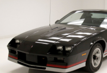 超級稀有1982年的Chevrolet Camaro Z28僅有5K英里內部為黑色