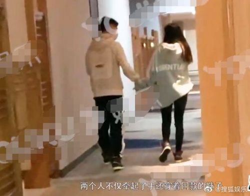 KPL教練胖胖和何泓姍戀情曝光破圈，何泓姍回應(yīng)：要當(dāng)國服第一魯班！