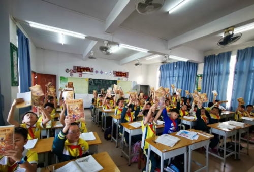 書香進校園 海豹閱讀打造小學生優(yōu)秀共讀種子班級