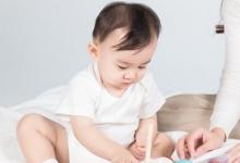 十個(gè)月寶寶的發(fā)育標(biāo)準(zhǔn)究竟是什么呢
