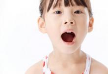 孩子門(mén)牙縫隙大究竟是什么原因造成的