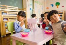如何正確的提高幼兒對(duì)談話活動(dòng)的興趣