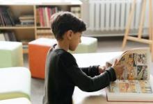 如何讓幼兒在與環(huán)境的互動中主動識字