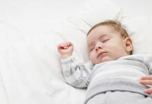 寶寶半夜突然發(fā)燒的注意事項(xiàng)分別是