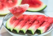小孩吃西瓜究竟都有哪些好處呢分析