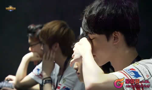 lol德瑪西亞杯2015EDGvsWE三場(chǎng)視頻 EDG完勝
