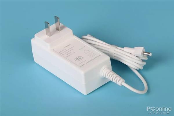 手機無線充電器全面對比：99元到397元有區(qū)別嗎？