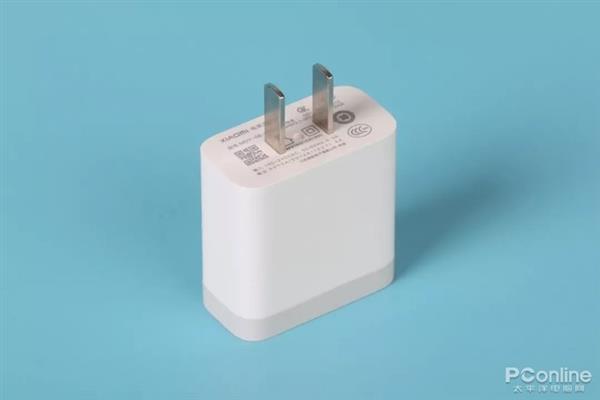 手機無線充電器全面對比：99元到397元有區(qū)別嗎？