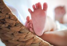 嬰兒每天晚上洗腳好嗎有什么好處呢