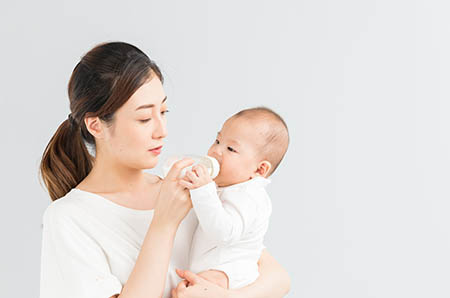 幼兒重陽(yáng)節(jié)菊花簡(jiǎn)筆畫圖片6