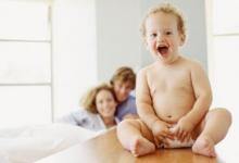 新生兒黃疸怎么回事如何處理呢