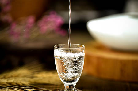 端午節(jié)卡通粽子簡(jiǎn)筆畫(huà)1