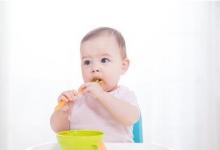 九個月嬰兒一天吃奶量你知道是多少嗎