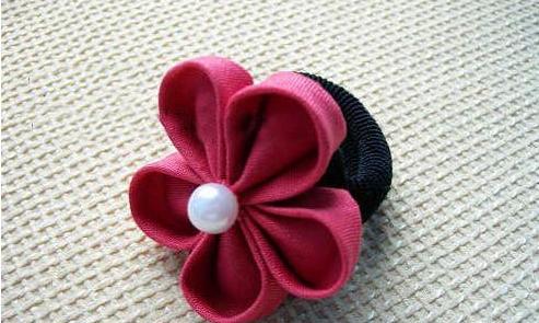幼兒手工制作櫻花胸針