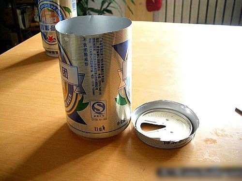 廢物利用手工制作：用易拉罐孩子做美麗椅子