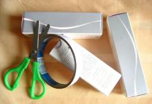 手工小規(guī)模生產廢棄包裝紙箱