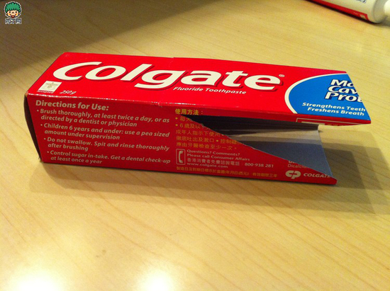 廢物利用手工制作：牙膏盒制作小汽車