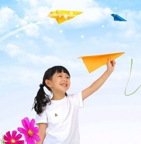 幼兒手工制作：紙飛機(jī)的簡(jiǎn)單折法