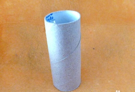 幼兒手工：衛(wèi)生紙筒手工制作可愛蝴蝶