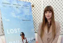 Dakota Johnson母女二人組參加了在圣維森特平房舉行的活動(dòng)