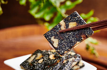 超簡(jiǎn)單膠帶圣誕樹賀卡手工制作3