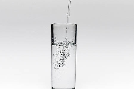 雞蛋托立體小兔子制作方法1