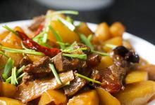 教師節(jié)創(chuàng)意紐扣愛心相框制作方法