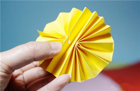 勞動(dòng)節(jié)獎(jiǎng)?wù)轮谱鞣椒?