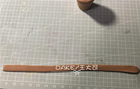 長(zhǎng)草顏團(tuán)子彩泥制作2
