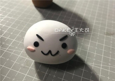 長(zhǎng)草顏團(tuán)子彩泥制作5
