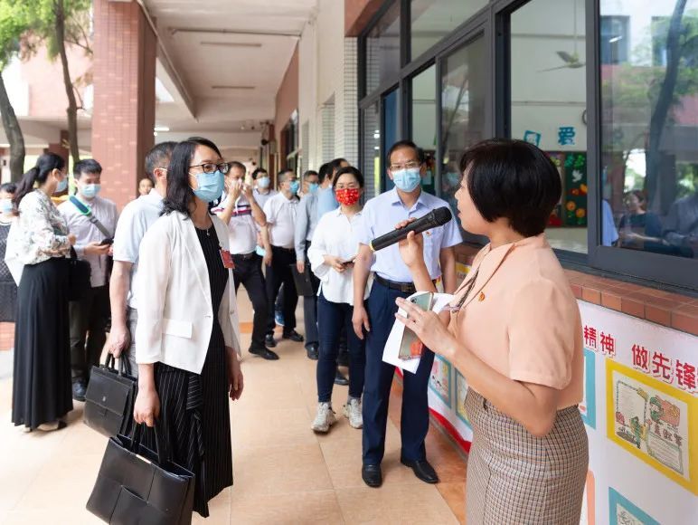 領(lǐng)導(dǎo)視察