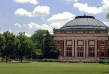 西伊利諾伊大學(xué)校際田徑總監(jiān)訪談集