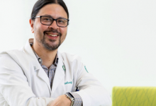 2022年畢業(yè)典禮簡(jiǎn)介安東尼霍普金斯