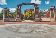 學(xué)ACCP課程上普渡大學(xué)大二，45歲華裔科學(xué)家當(dāng)選普渡大學(xué)校長！